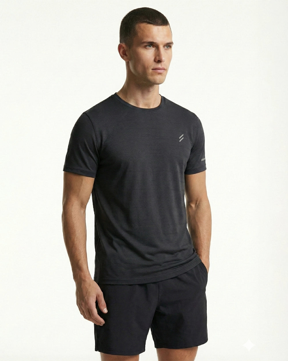 ELEVO APEX — Camiseta Performance